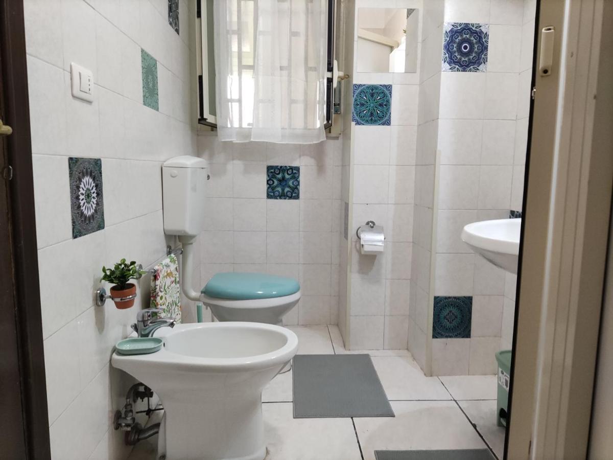 La Dimora Fiorita Apartment คาตาเนีย ภายนอก รูปภาพ