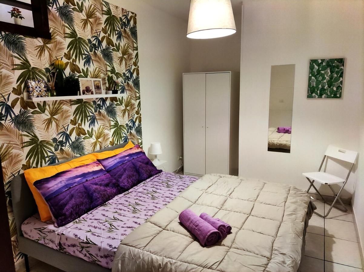 La Dimora Fiorita Apartment คาตาเนีย ภายนอก รูปภาพ